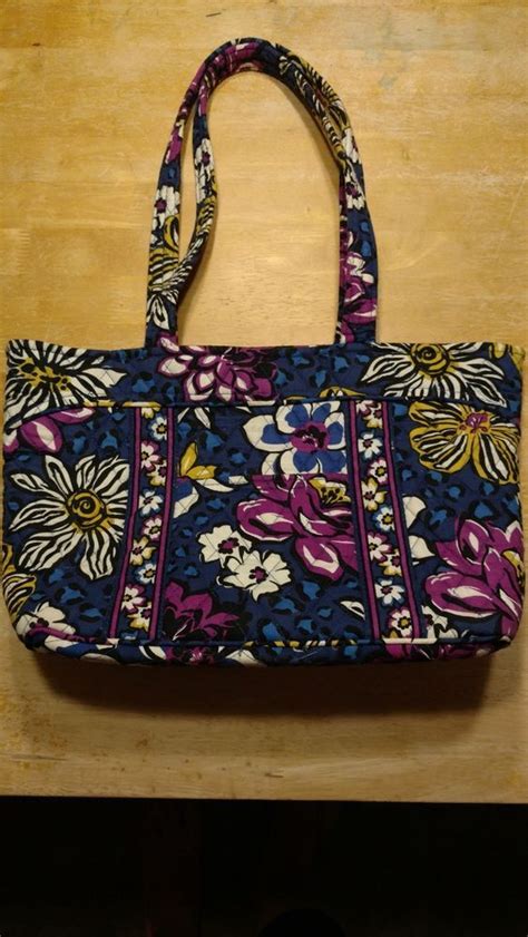 gently used vera bradley purses.